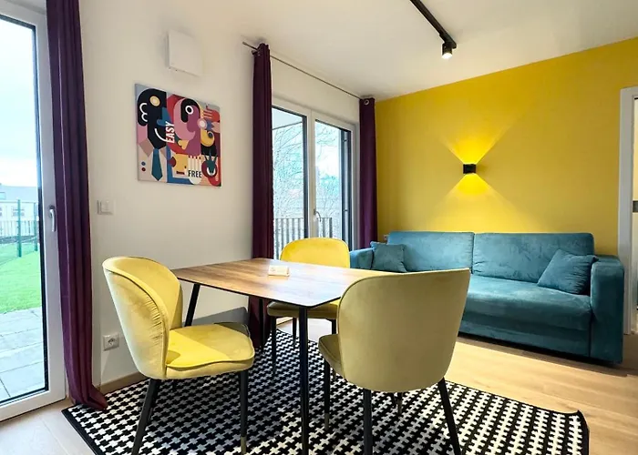 Mit Terrasse + Parkplatz וינה